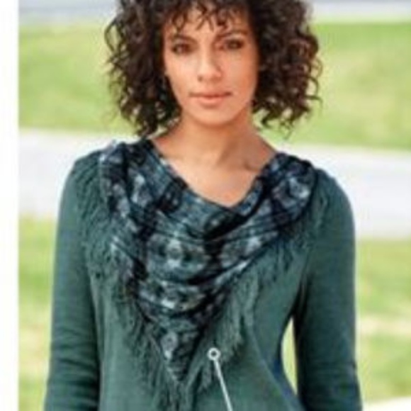 Signature Weekend Womens Top - Picture 5 of 5